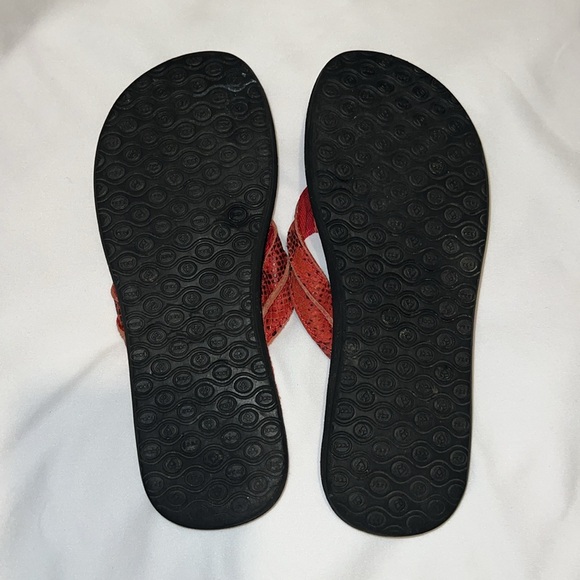 Vintage Reef Flip Flops from Montauk - Picture 2 of 6